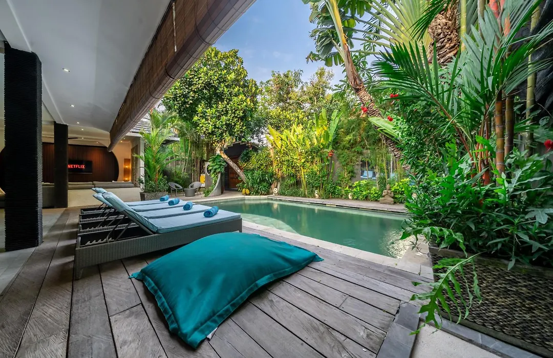 Villa Alchemy Private 4 Bedroom Eat Street 10 Steps To Revolver Cafe-1